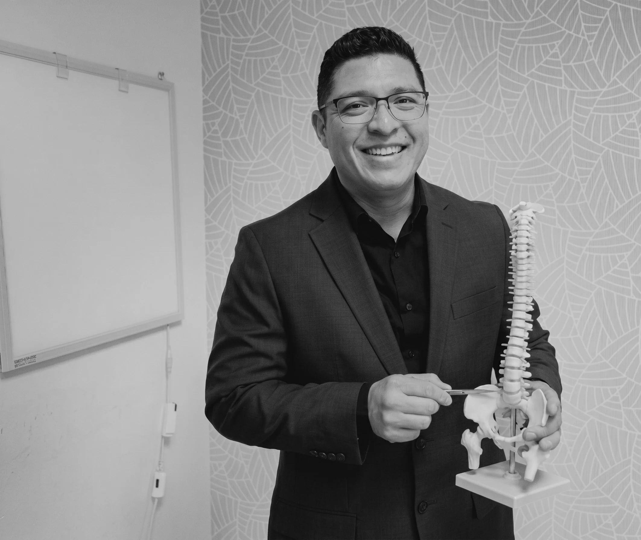 Dr. Hans Ruiz, Orthopedic Specialist